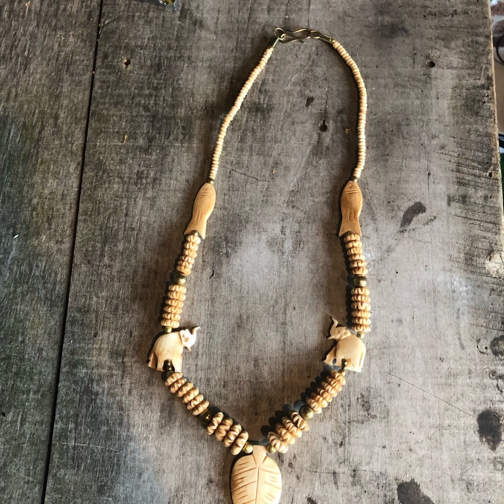 African bone carved necklace; elephants - Picture 5 of 8